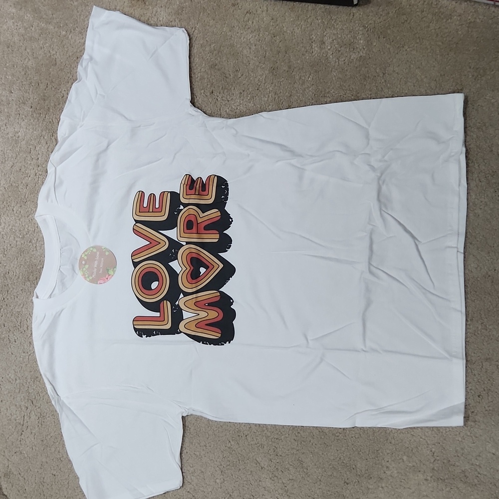 Love More Vintage Graphic Tee - Picture 4 of 5